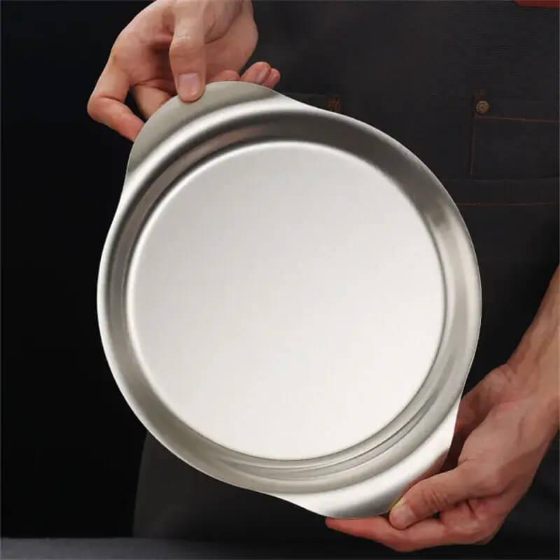 Bandeja Redonda em Aço Inoxidável com Orelhas Duplas InnovaServe Duo - Conforto Para Servir, Charme Para Impressionar