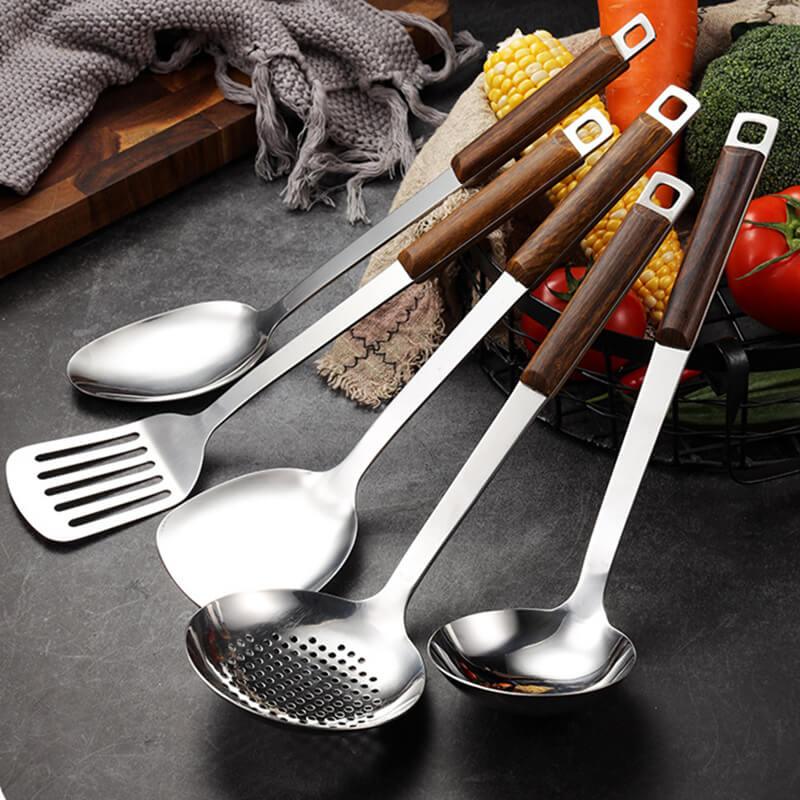 Espátula em Aço Inoxidável com Cabo de Madeira